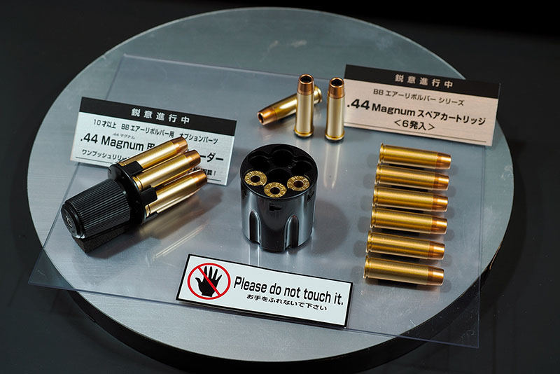 Tokyo Marui M29 .44 Magnum Revolver 04